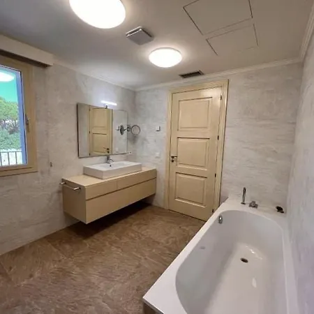 Chalet Casa De Lujo Ubicada En Girona